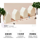 白色多角度小房子造型美妝海綿，柔軟細膩質感，一組10片排列整齊.