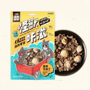 怪獸部落扇貝牛肉丁零食包裝與碗中顆粒狀牛肉丁混合扇貝塊.