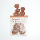 透明包裝袋內多片圓形牛肉吉士餅乾，包裝上印有橘色Petcook Co品牌標誌與產品說明.