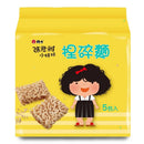 黃色包裝張君雅小妹妹捏碎麵，附卡通女孩圖案及兩塊散碎泡麵塊，5入裝.