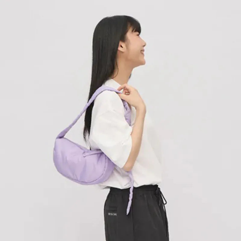 【Plain-me】寬帶雲朵小型半月包 (下單後5-7個工作天出貨)