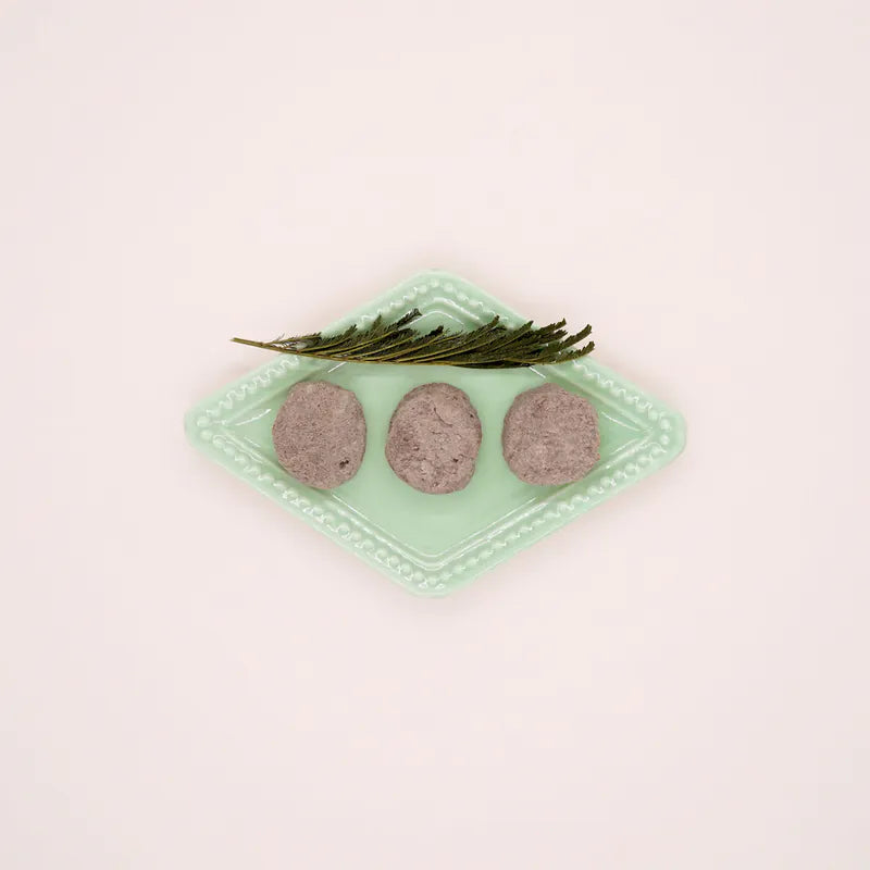 【KiWiPet】羊肉餅 犬貓凍乾零食 50g (下單後3-5個工作天出貨)