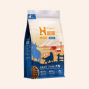 Hyperr超躍無穀牛肉雞肉犬貓飼料2kg藍橙色包裝鄉村牧場插畫.